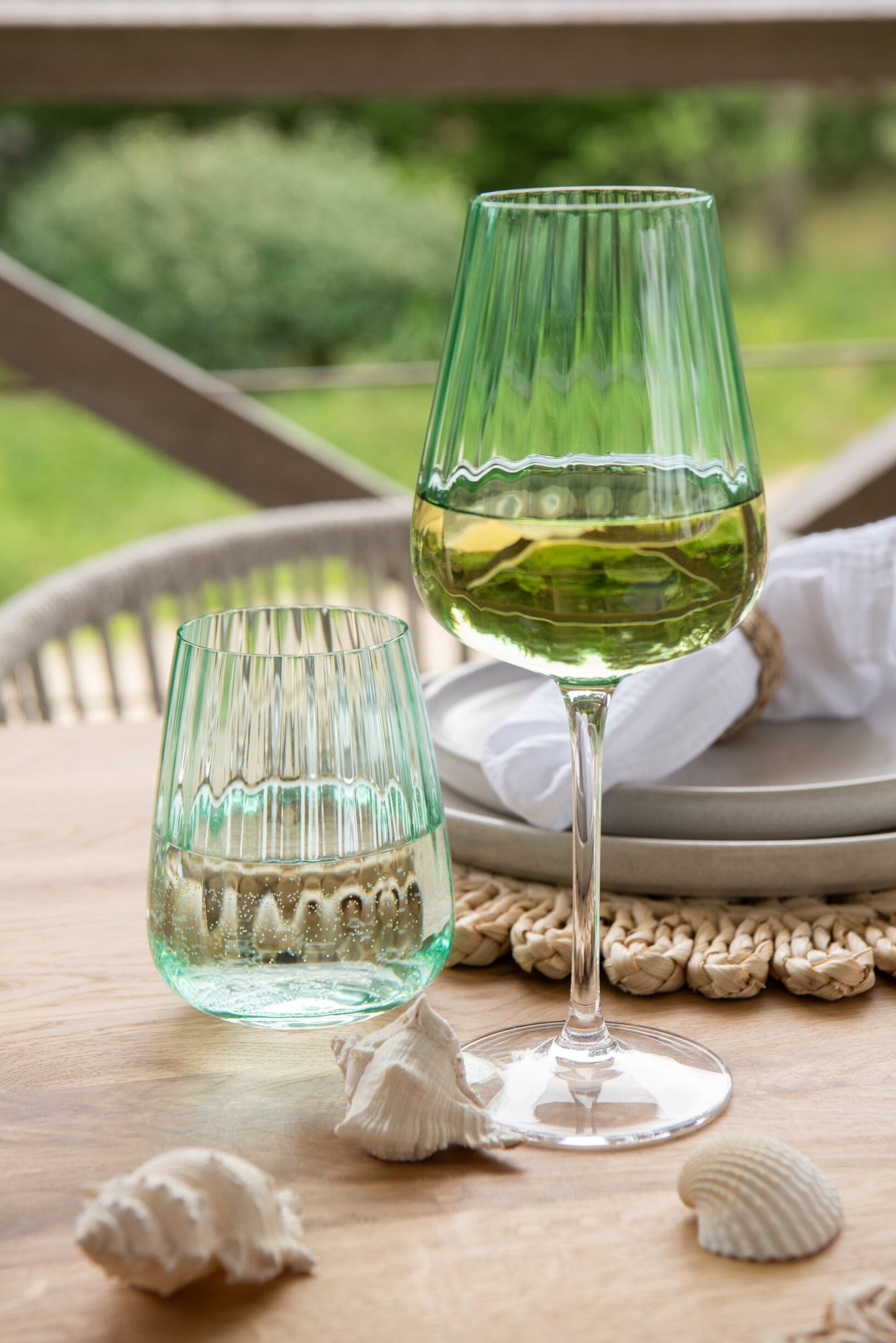 J-Line Verre à vin côtelé vert