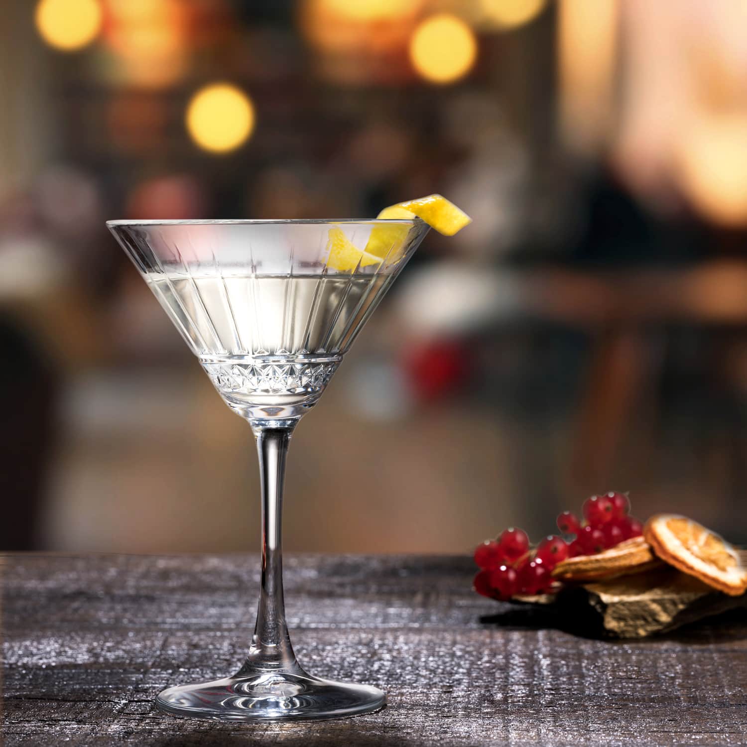 Pasabahce Elysia Martiniglas 22 Cl - 4 Stuks - Glazen.nl