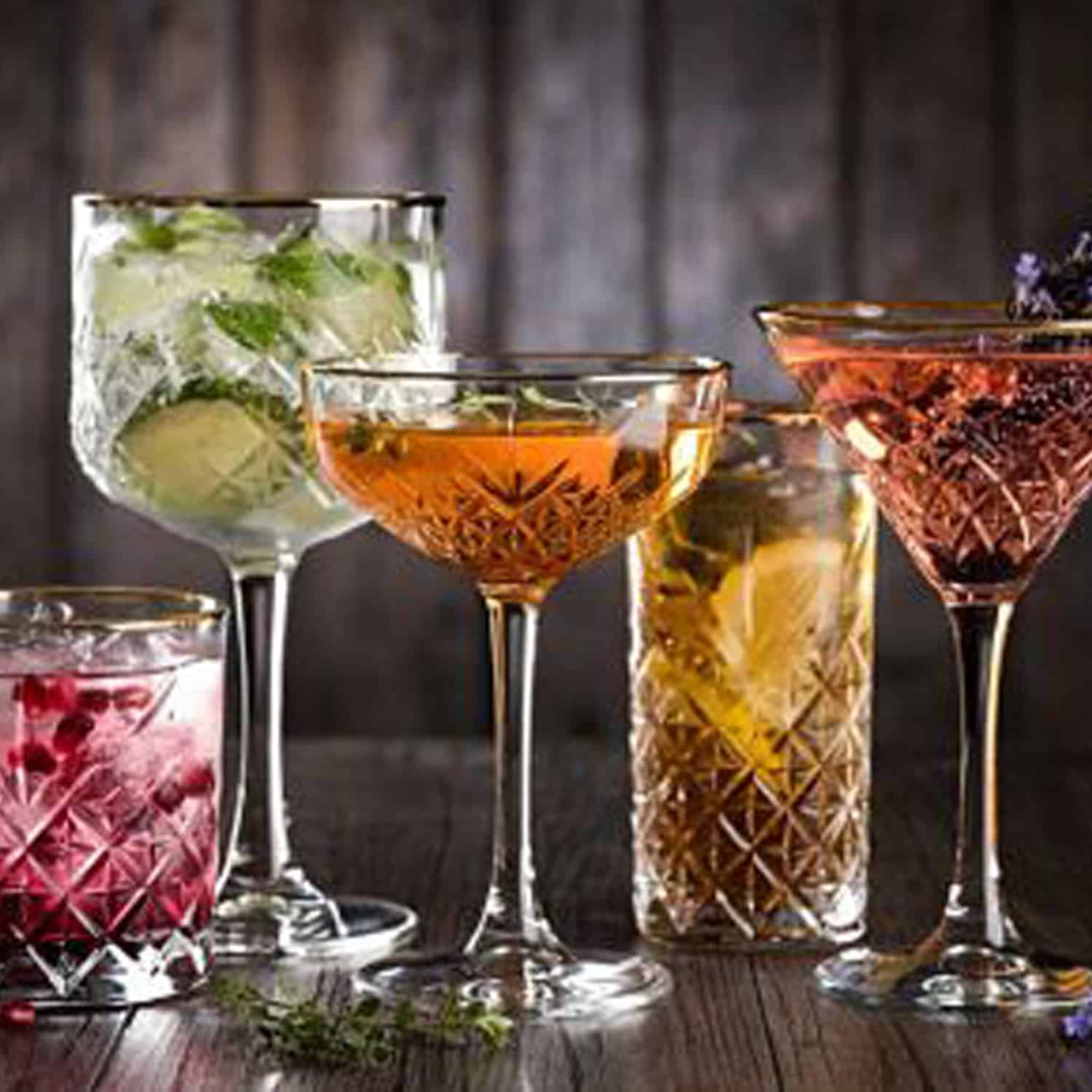 Pasabahce Timeless Champagneglas / Coupe 27 Cl Gouden Rand - 4 Stuks - Glazen.nl