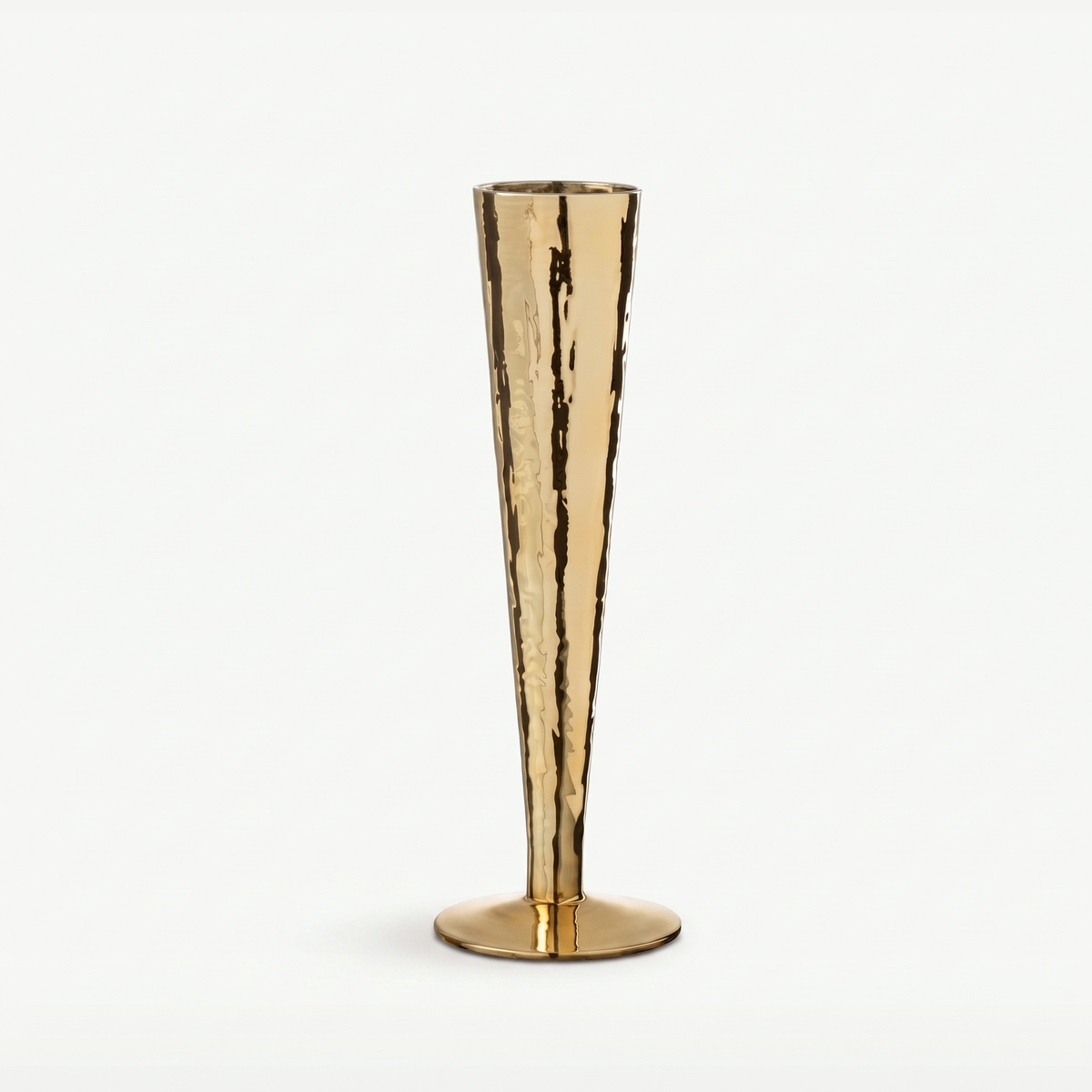 J-Line Champagneglas 15 Cl Onregelmatig Goud leeg op een gebroken witte achtergrond